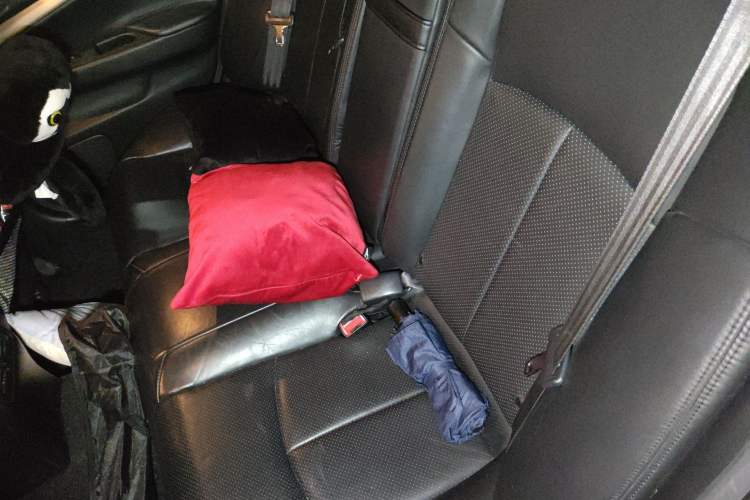 Used Infiniti G Series 2013 G25 Sedan Luxury Sport Edition Left Rear Seat