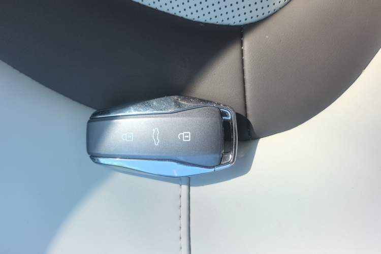 Used JAC Yiwei 3 2023 405km Lite