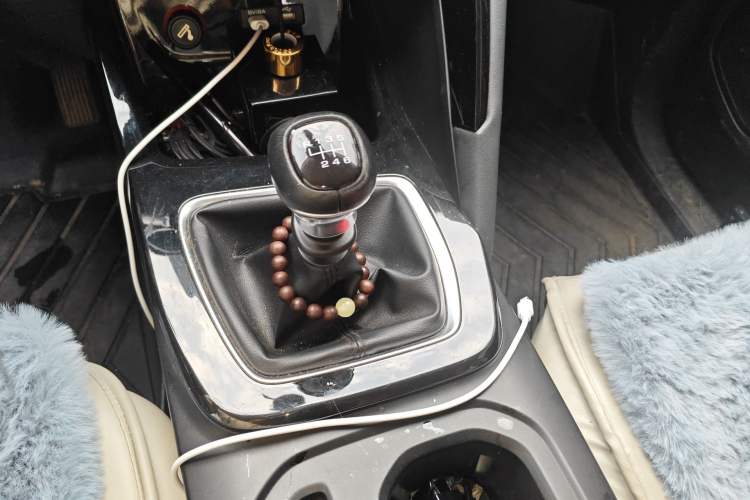 Used Baojun RS-5 2019 1.5T Manual Super Connectivity Version China VI Gear Lever