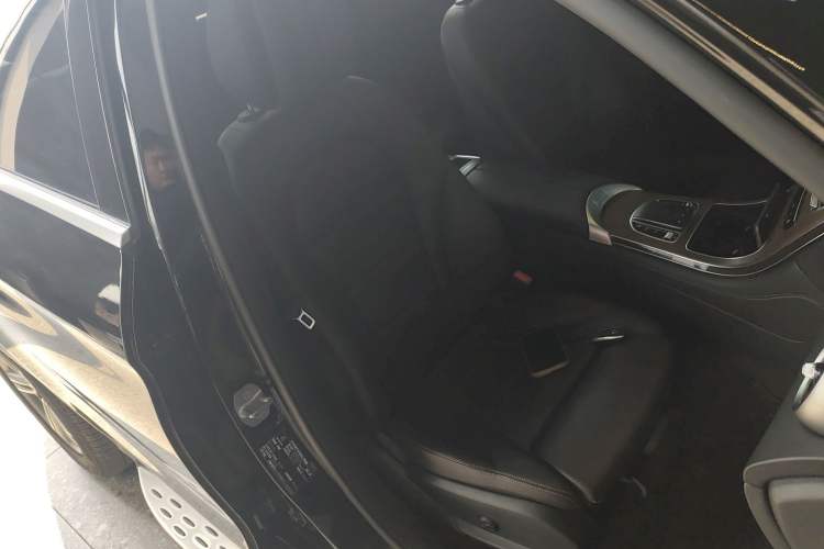 Used Mercedes-Benz GLC 2020 GLC 260 L 4MATIC Luxury Model