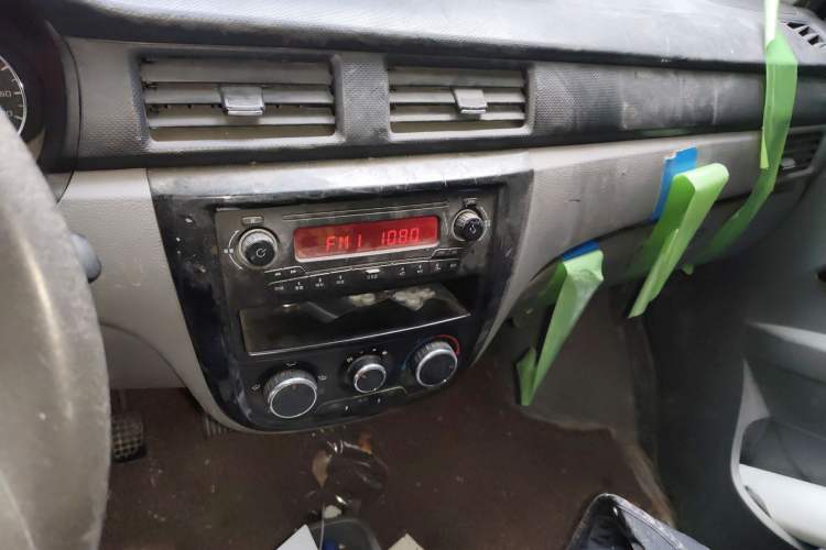 Used Wuling Zhiguang 2015 1.2L S Practical Model LSI