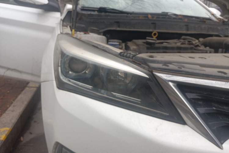 Used Changan Alsvin V7 2016 1.6L Manual LeShang Model China V Standard
