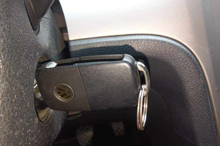 Used Volkswagen Lavida 2013 Revised Classic 1.6L Manual Fashion Edition Vehicle Key