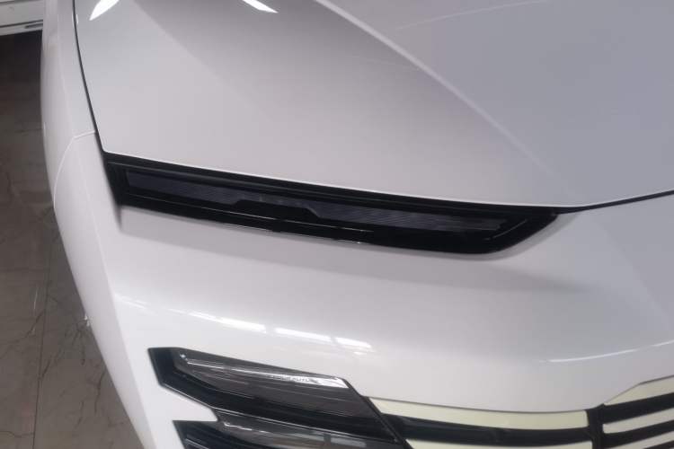 Used JETOUR Dashing 2025 1.5T DCT Youth UP Right Front Headlight