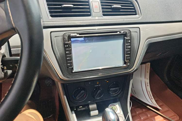 Used Volkswagen Lavida 2015 1.6L Automatic Fashion Edition