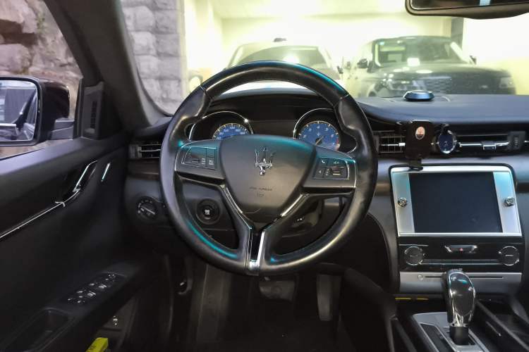 Used Maserati President 2013 3.0T Standard Model
