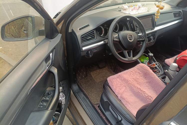 Used Skoda Kamiq 2018 1.5L Automatic Comfort Edition China VI Standard Driver Seat