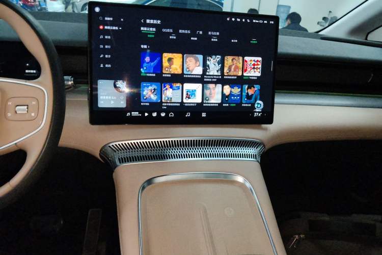 Used XPeng X9 2024 640 All-Wheel Drive High-Performance Max