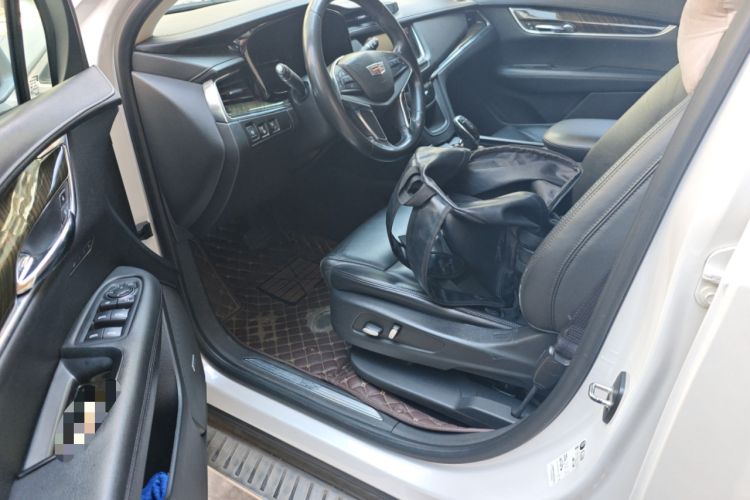 Used Cadillac XT5 2016 25T Luxury Model
