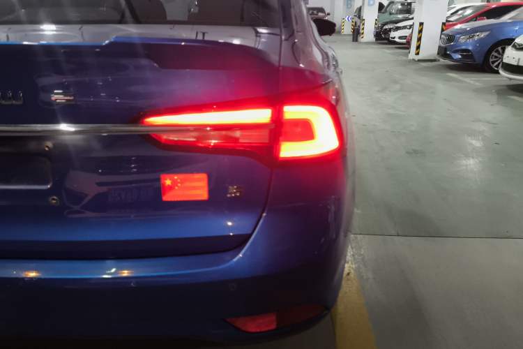 Used Roewe i5 2019 1.5L Automatic 4G Connected Langhao Edition