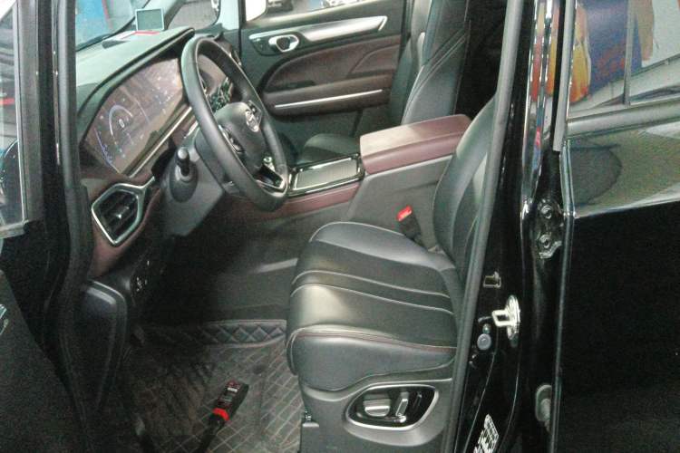 Used GAC Trumpchi M6 2023 PRO 270T DCT Luxury Edition Left Front Seat