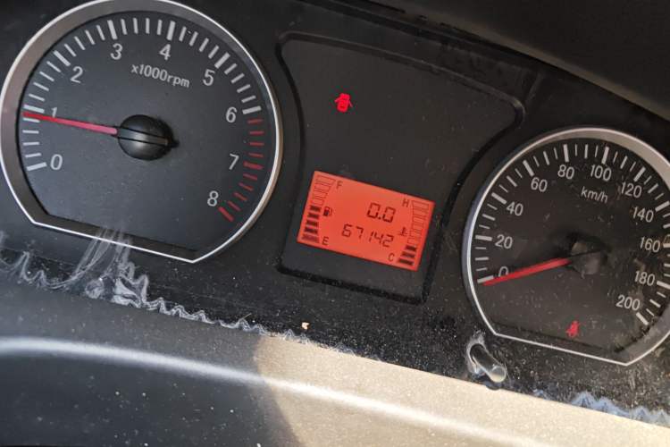 Used FORTHING Lingzhi 2015 M3 1.6L 7-Seater Luxury Model