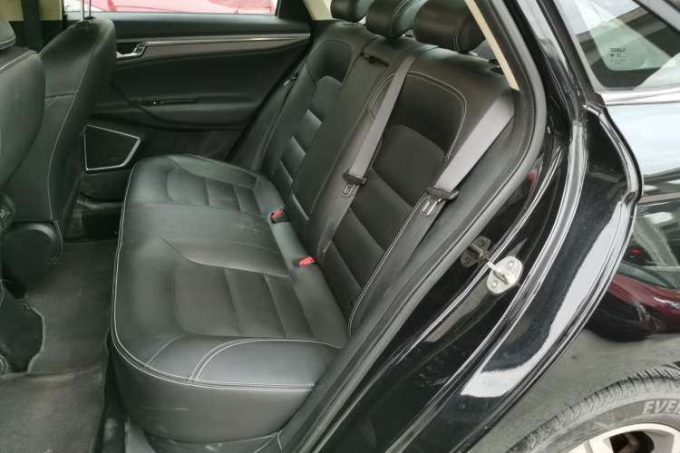 Used Geely Auto Emgrand GL 2018 1.8L DCT Elite Smart Connectivity Version
