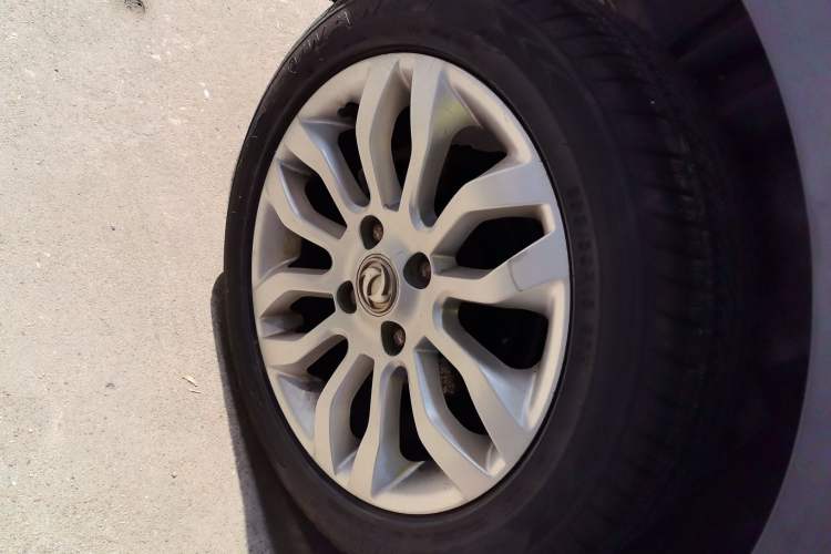 Used Dongfeng Aeolus AX3 2016 1.5L Manual ZhiKu Model