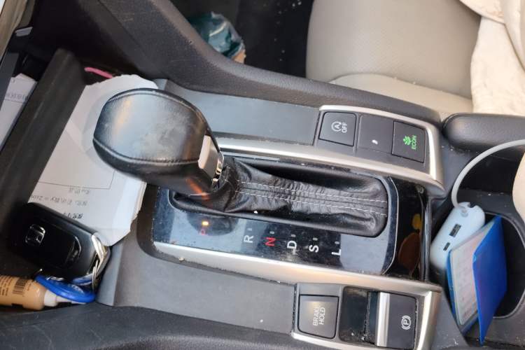 Used Honda Civic 2016 220TURBO CVT Prestige Edition
