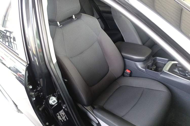 Used Toyota RAV4 2024 2.0L CVT Two-Wheel Drive Urban Edition