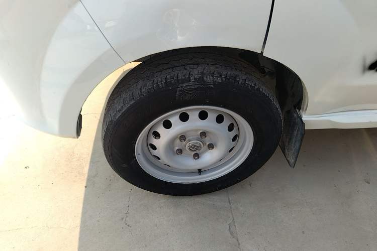 Used Jinbei New Hiace EV 2023 Profit-Making Type Exterior 4