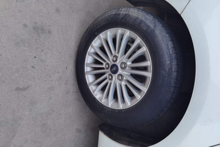 Used Ford Escort 2015 1.5L Automatic Comfort Edition