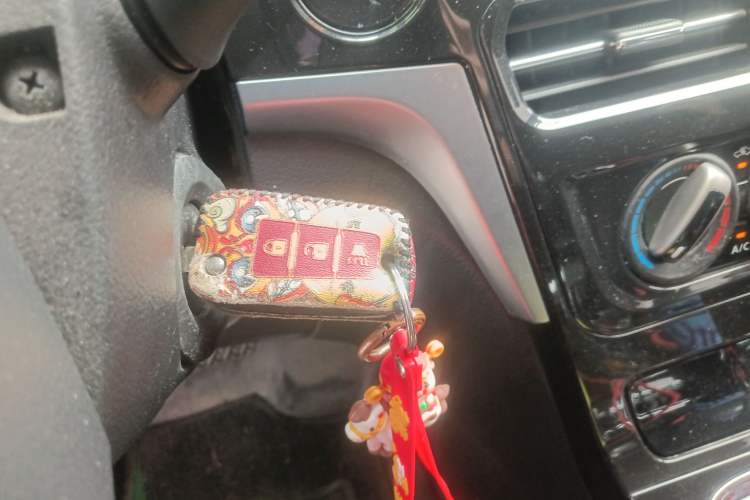 Used Venucia T70 2018 2.0L CVT Smart Edition