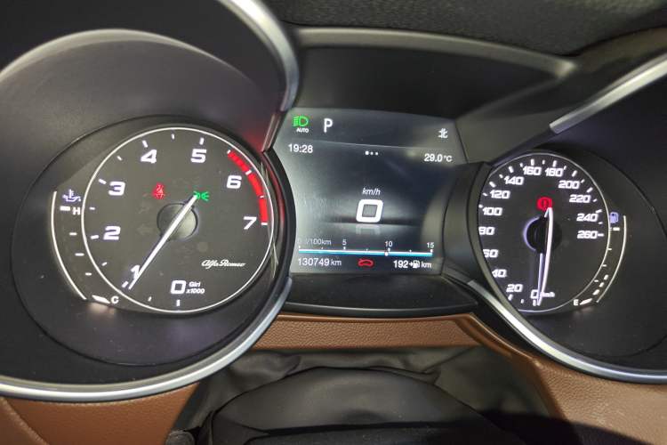 Used Alfa Romeo Stelvio 2017 2.0T 280HP Luxury Edition Instrument Cluster