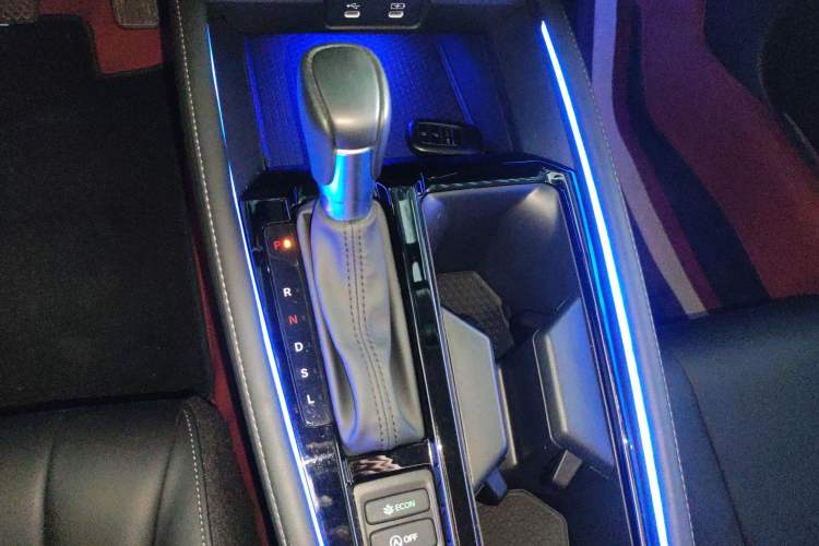 Used Honda Inspire 2023 260TURBO Deluxe Edition Gear Lever