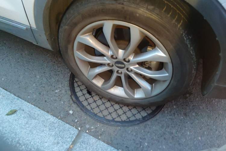 Used Lincoln MKC 2019 2.0T Four-Wheel Drive Luxury Edition China VI Standard
