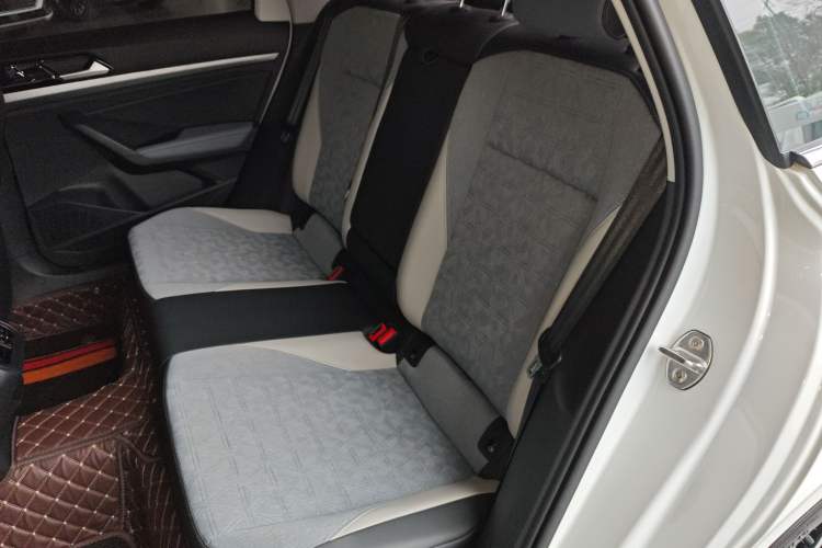 Used Volkswagen Lavida 2023 300TSI DSG Full-Comfort Edition
