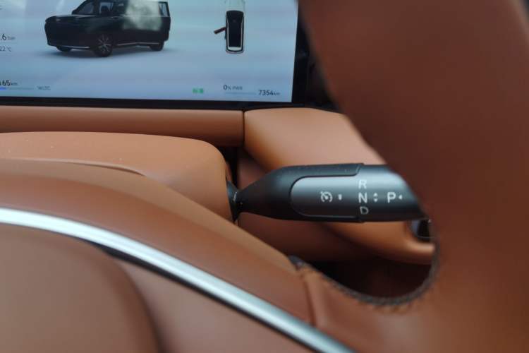 Used GAC Trumpchi S9 2025 Model Qiankun Ultra 6-Seater