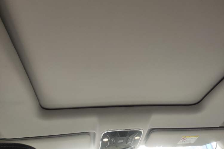 Used JETOUR X70 2023 Zhuge 2.0T DCT Wolong 7-Seater Headliner