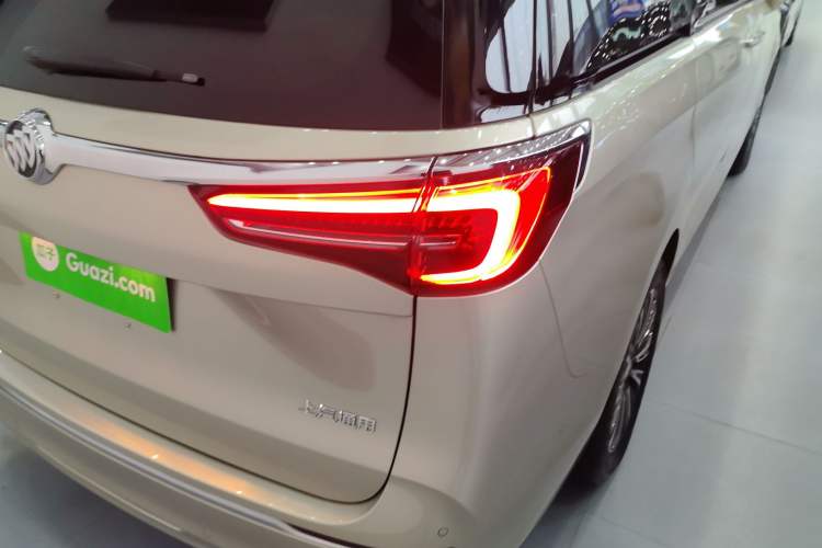 Used Buick GL8 2020 ES Land Cruiser 653T Luxury Model