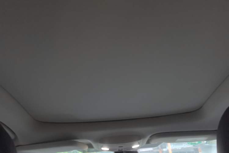 Used Ford Edge 2017 EcoBoost 245 Two-Wheel-Drive Sporty 7-Seater