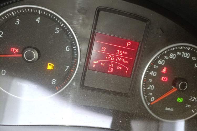 Used Volkswagen Bora 2011 1.6L Automatic Fashion Edition
