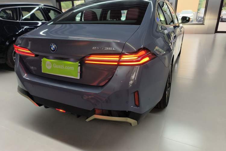 Used BMW i5 2024 eDrive 35L M Sport Package