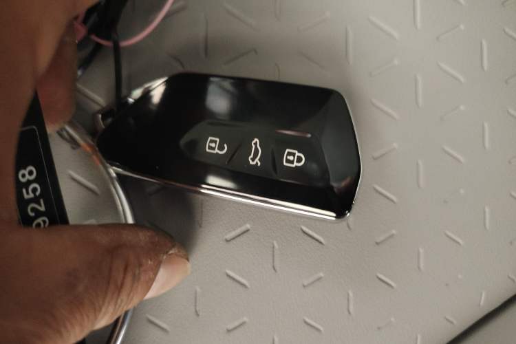 Used Volkswagen ID.7 VIZZION 2024 AIR model