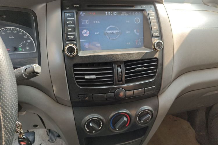 Used Dongfeng Shuaike 2011 1.5L Manual Standard 5-Seater China IV