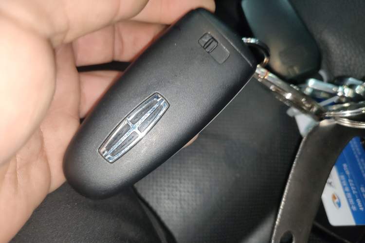 Used Lincoln Navigator 2016 3.5T AWD Vehicle Key