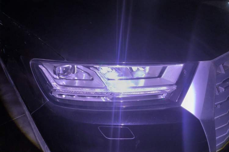 Used Audi Q7 2018 40 TFSI Comfort Model