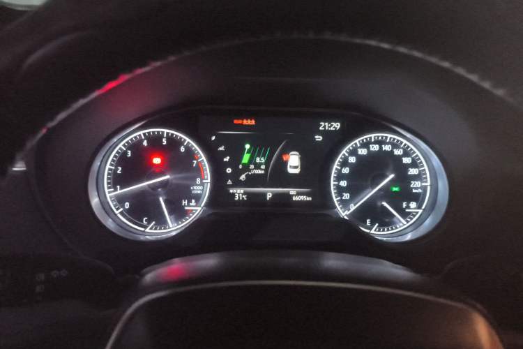 Used Toyota Harrier 2022 2.0L CVT Two-Wheel Drive Luxury Edition
