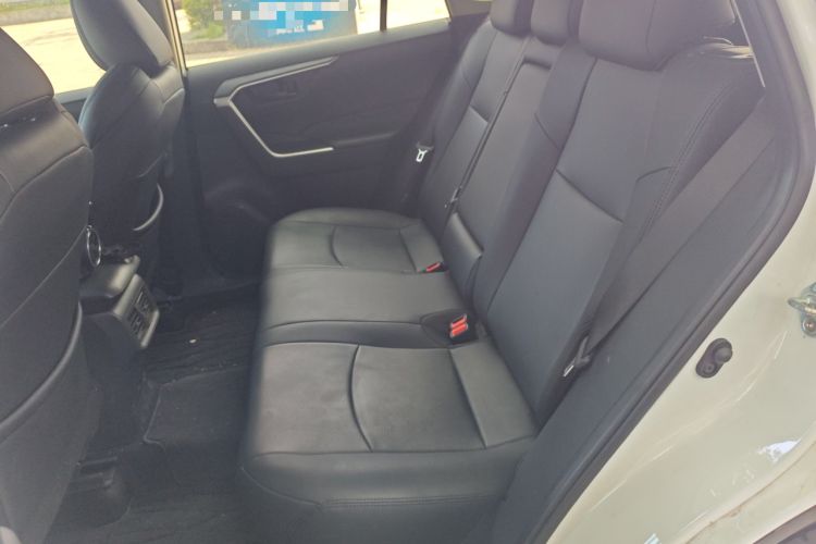 Used Toyota Wildlander 2023 2.0L CVT Two-Wheel Drive Leading Edition
