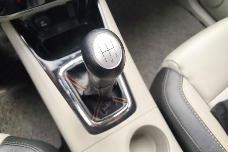 Used FORTHING Joyear X3 2016 1.5L Comfort Model Gear Lever