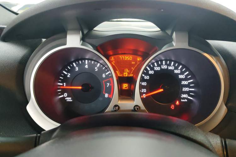 Used Infiniti ESQ 2014 1.6L Spontaneous Edition
