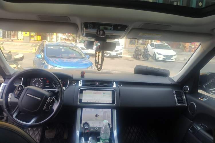 Used Land Rover Range Rover Sport 2021 3.0 L6 SE
