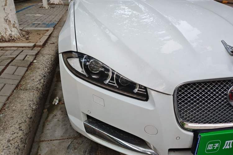 Used Jaguar XF 2015 XF 2.0T Prestige Edition Right Front Headlight