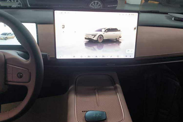 Used Nissan N7 2025 510 Pro Audio And AC Panel