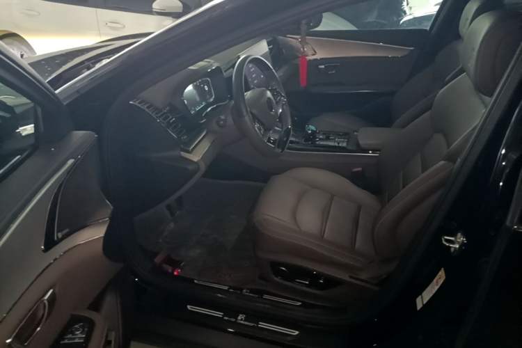 Used BYD Han 2020 EV Long-Range Luxury Model
