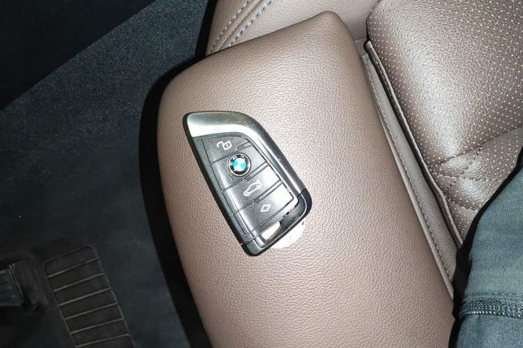 Used BMW i3 2022 eDrive 35 L
