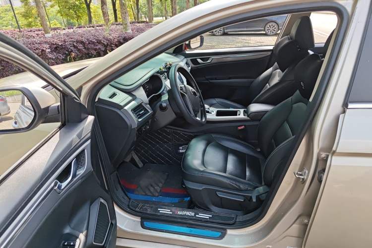 Used Geely Auto Emgrand GL 2018 1.8L DCT Elite Smart Connectivity Version
