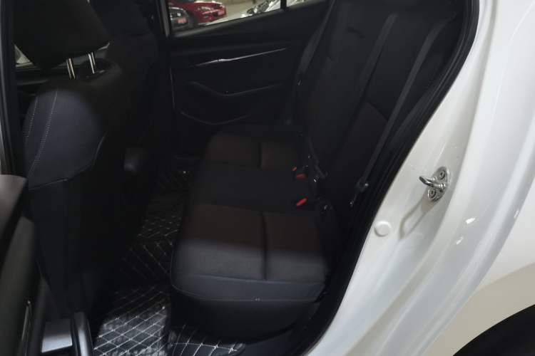 Used Mazda 3 Axela 2021 2.0L Automatic Zhiqing Edition