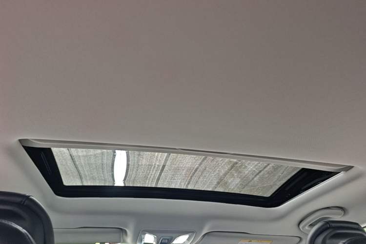 Used CHANGAN Eado 2025 Blue Whale 1.5T 500Bar Prestige Model
