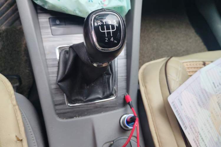 Used Skoda Octavia 2015 1.6L Manual Yijie Edition